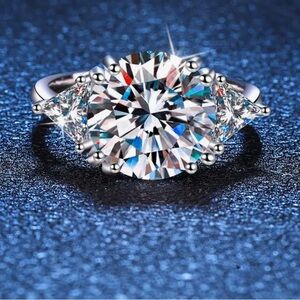 925 sterling silver 5 carat Moissanite